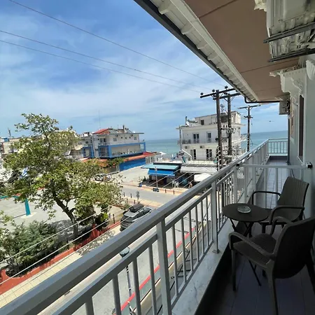 Appartement Nisel Seaside à Paralía Extérieur photo