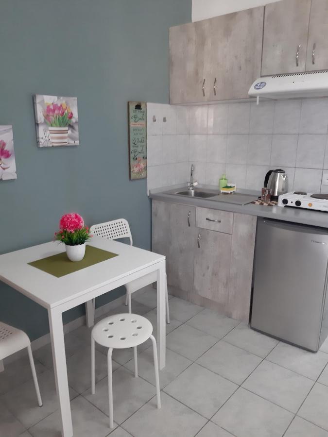 Nisel Seaside Appartement *